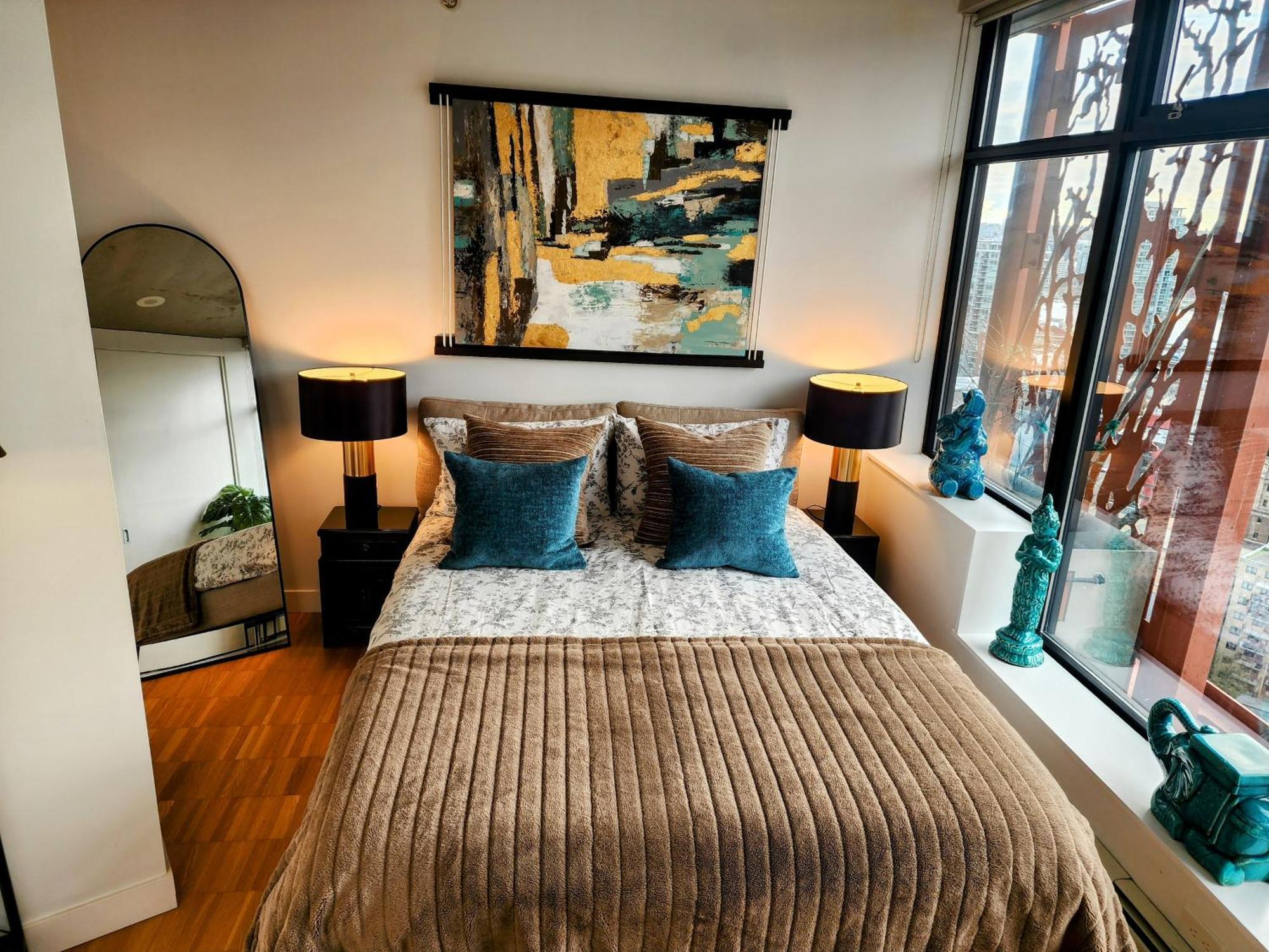 Luxury Downtown Vancouver